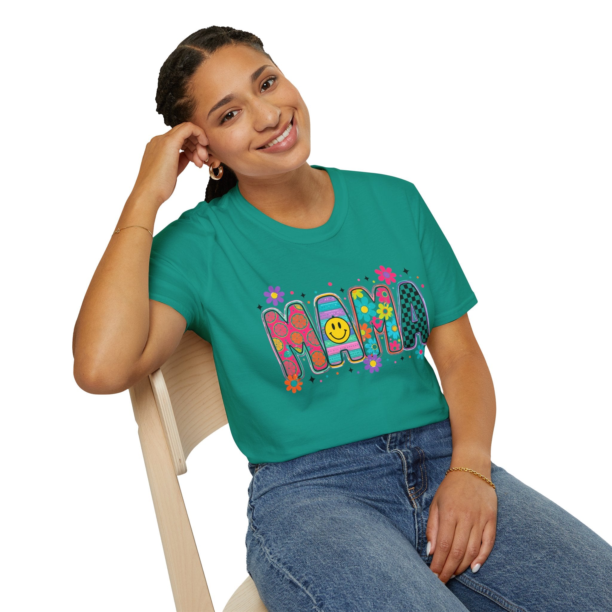Mama Retro Floral Smiley T-Shirt — 70s Vibe Mother's Day Tee